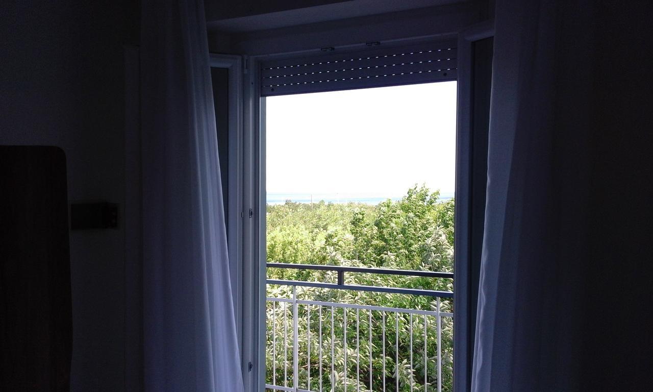 B&B - Meuble' - Hotel " Cordiale " Misano Adriatico Eksteriør bilde